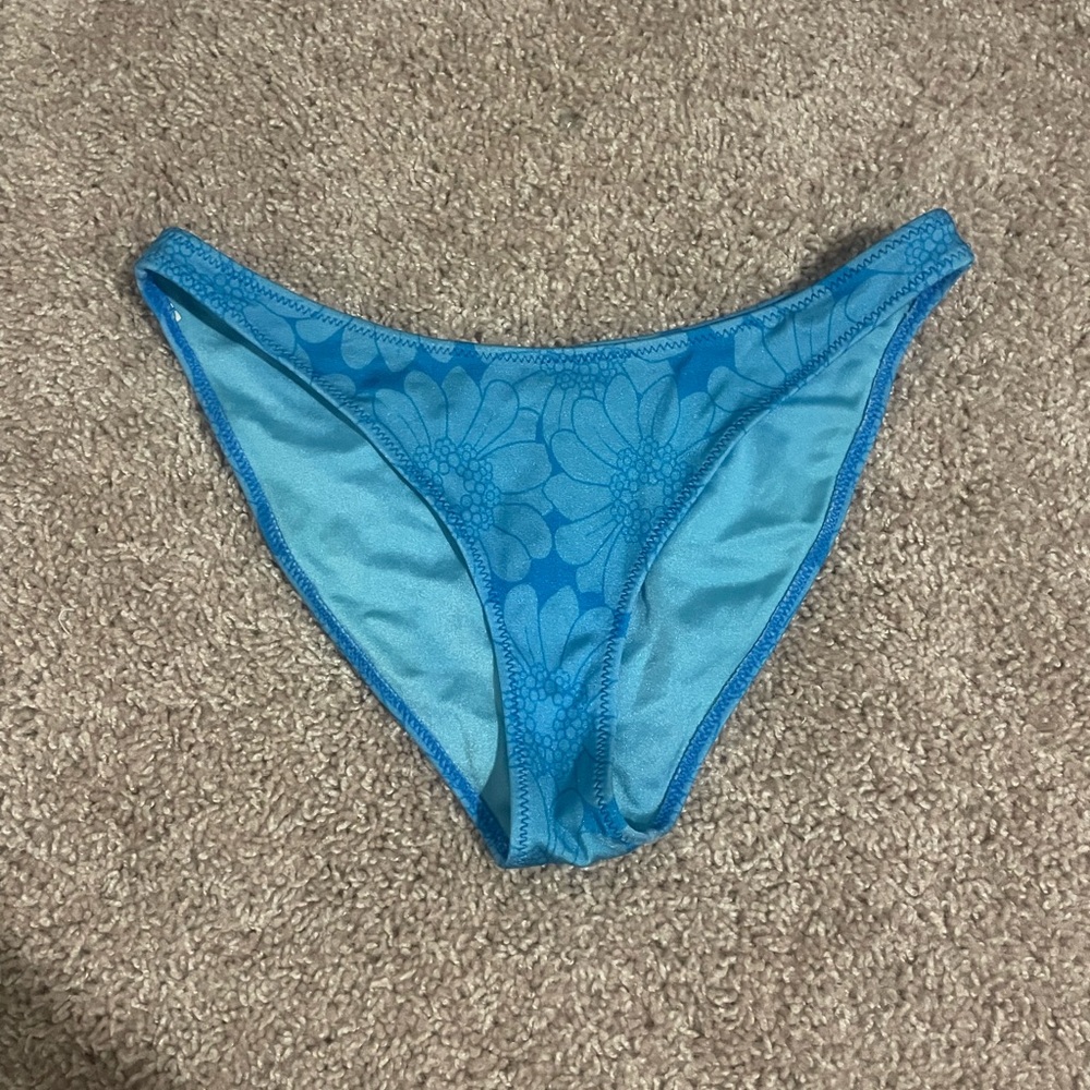 Triangl bikini - Picture 2 of 6
